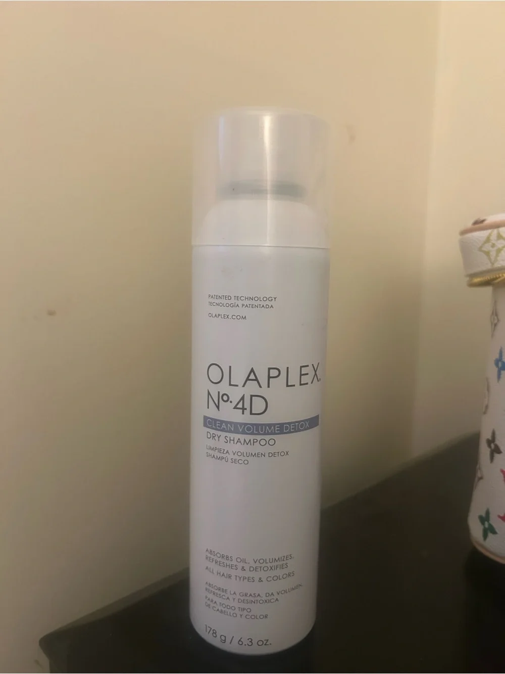 OLAPLEX No.4D Clean Volume Detox Dry Shampoo - White